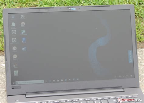 Lenovo V330-15IKB (i3-7130U, SSD, FHD) Laptop Review - NotebookCheck ...