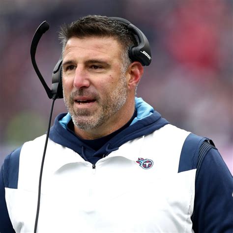 Mike Vrabel: Does He Have A Lazy Left Eye? Head Coach Of Tennessee ...