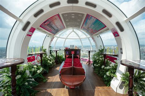 London Eye celebrates reopening by transforming a pod into a PUB ...