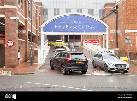 Christmas parking in Reading Stock Photo - Alamy