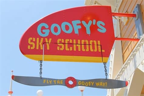 Goofy's Sky School (Disneyland) | A Complete Guide | DisneyNews