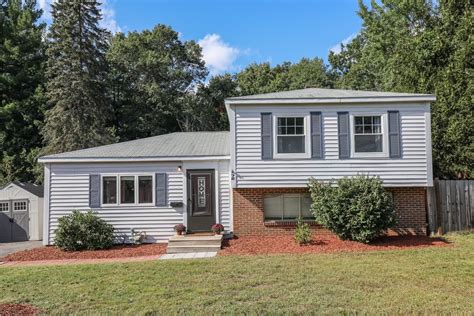 Nashua, NH Real Estate - Nashua Homes for Sale | realtor.com®