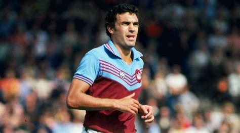 Greatest West Ham United Players Ever | Top 10 Legends - Page 2 of 3 ...