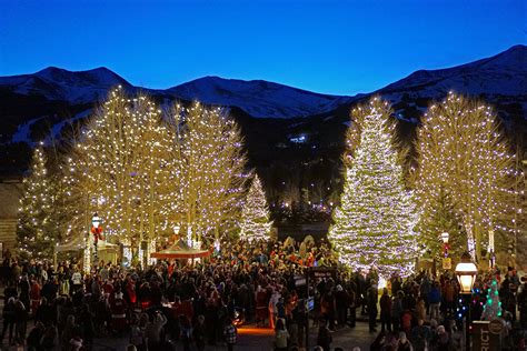 Plan Your Trip for the Lighting of Breckenridge and Race of the Santas ...