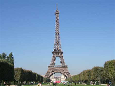 The Eiffel Tower: France | Building the World