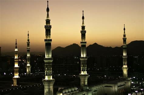 The Ziyarat in Medinah | Medina, Places to visit, Historical place