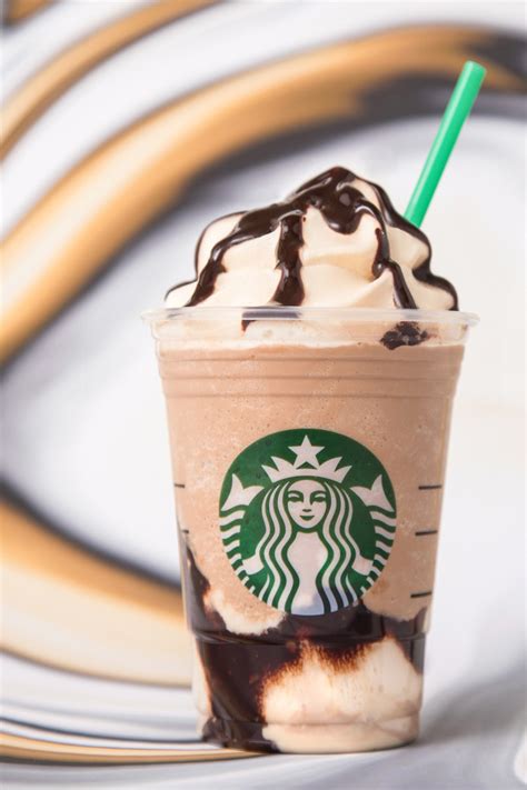 Starbucks Announced New "Sweet Cold Brew Whipped Cream" and Two New Frappuccinos | Teen Vogue