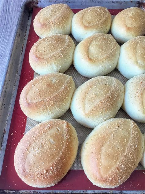 PinoyBites | Special Pandesal - PinoyBites