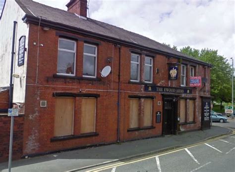 15 East Lancashire pubs that were big in the 1990s but are now gone ...