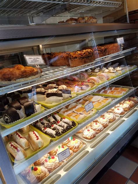 Buono’s Italian Bakery - 14 Photos & 32 Reviews - Bakeries - 559 ...