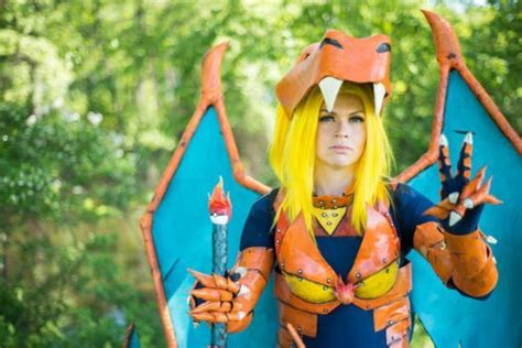 Armored Charizard Cosplay by Zaelyx #armoredcharizard #chariardcosplay ...