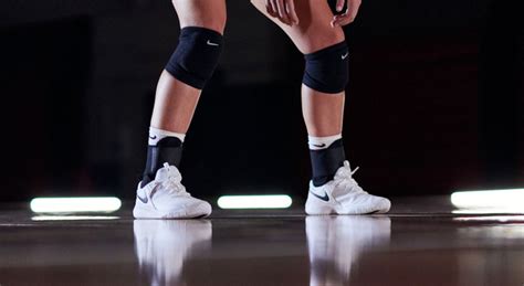 10 Best Volleyball Shoes Reviewed 2022 - (Guide)