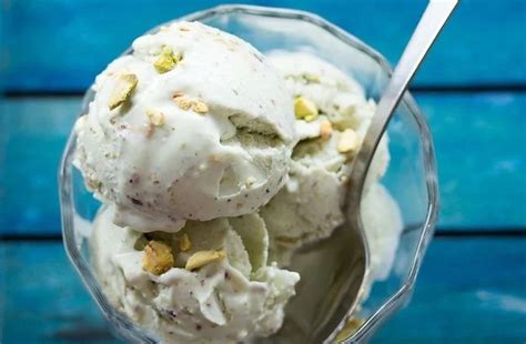 pistachio ice cream recipe | pista ice cream | easy pistachio ice cream