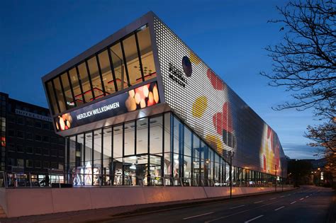 Deutsches Fußballmuseum Dortmund | Licht | Sport/Freizeit | Baunetz_Wissen