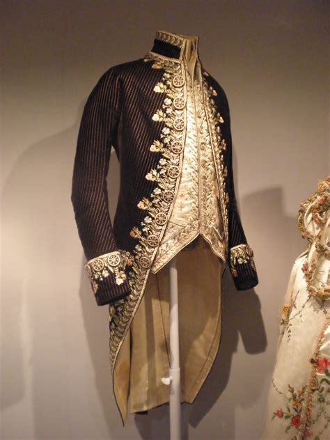 File:BLW Man's Court Coat and Waistcoat.jpg - Wikipedia, the free encyclopedia