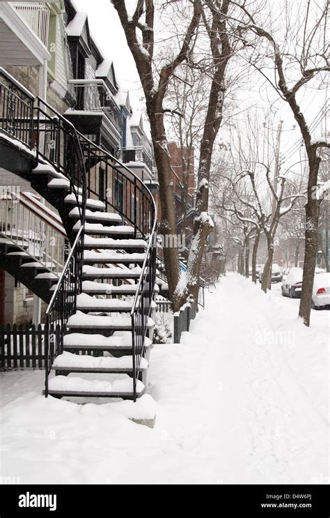 montreal snow storm Stock Photo - Alamy