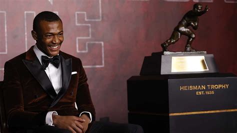 Alabama's DeVonta Smith wins 2020 Heisman Trophy