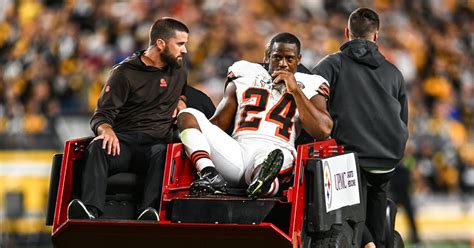 Nick Chubb's injury update: Browns RB avoids major injury scare with torn MCL