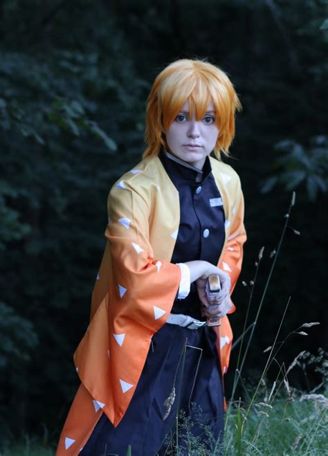 Zenitsu Agatsuma Cosplay Review by SHIRO YCHIGO - Rolecosplay