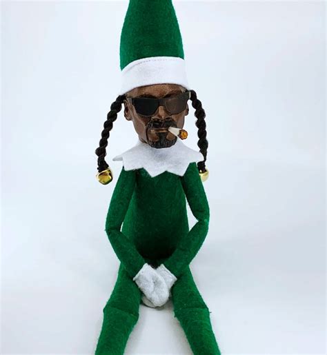 Move Over Elf On The Shelf, Now There's Snoop On A Stoop - Mouths of Mums