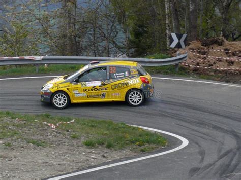 Left hairpin turn editorial photo. Image of rally, yellow - 24658176