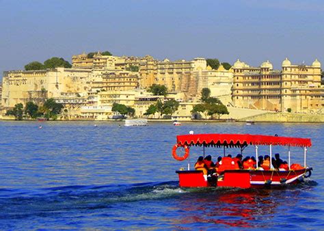 Boat Ride at Lake Pichola Udaipur - TripByExperts