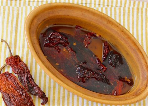 How to Prepare Dried Chilies | Vera Mexicana