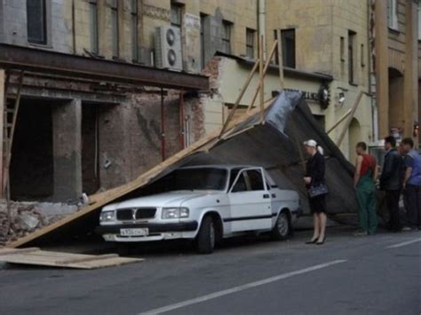 Weird Car Crashes (34 pics) - Izismile.com