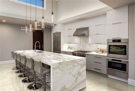 Calacatta Oro | FORTE Porcelain | Francini, Inc.