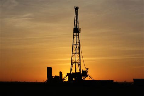 Drilling rig at sunrise 8/2/12 near Midland, Texas | Oilfield life, Oil ...