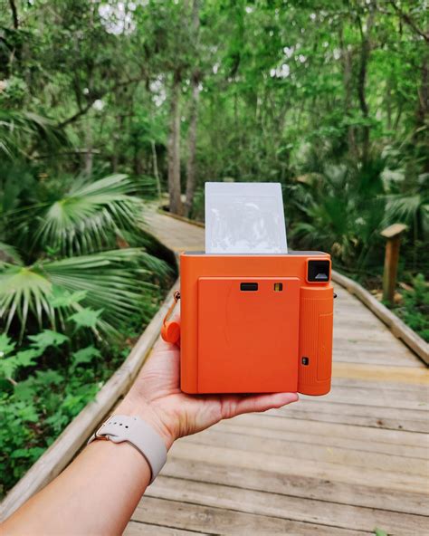 Instax Square SQ1 review: Modern yet old-school | Popular Photography