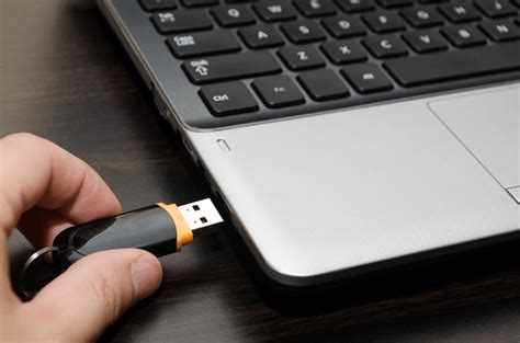 Free | How to Recover Files from Formatted USB/Pen Drive - EaseUS