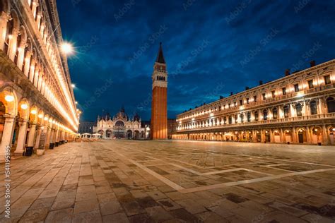 Night view of St. Mark's Square (San Marco) with its famous cathedral ...