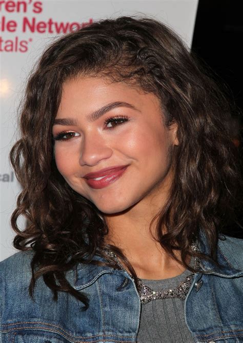 Zendaya hair, Zendaya coleman, Zendaya eyebrows