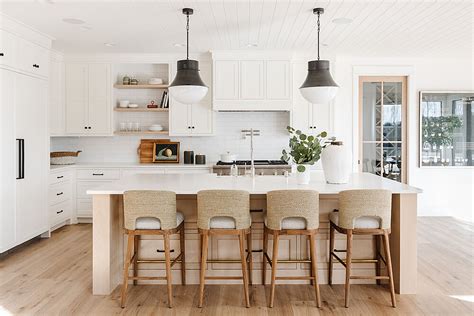 Modern Farmhouse Kitchen Island – Things In The Kitchen