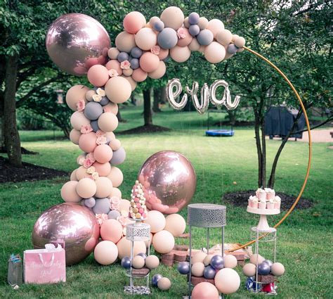 circle Balloon arch #balloonarch elegant balloon arch design, muted, neutral c… | Decoración ...