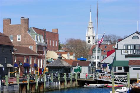 The Best Things to Do in Newport, RI | Let's Roam