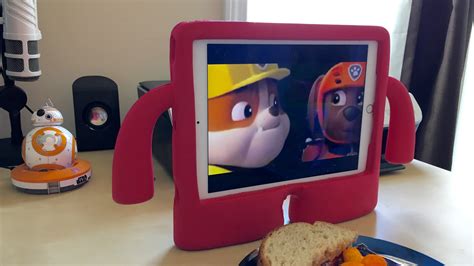 Review: Speck iGuy case is a must-have when kids inherit iPads - 9to5Mac