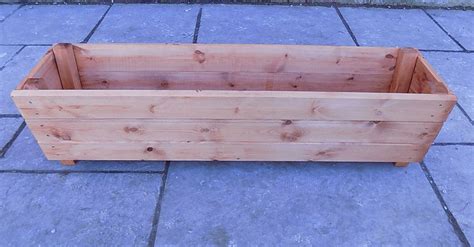 120cm Wolds Heavy Duty Wooden Garden Planter - UK Garden Products