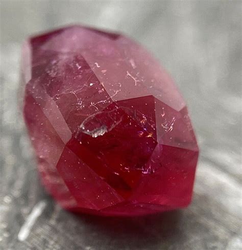 1.83ct Red Beryl Gemstone - Etsy