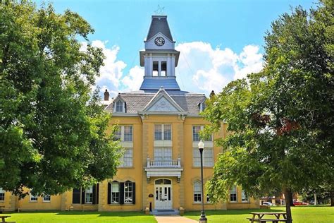 Good morning from the Newton County Courthouse in Newton Texas. The ...