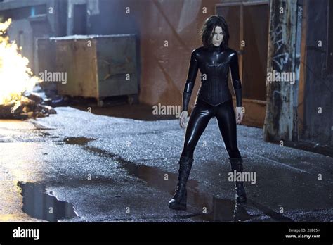 KATE BECKINSALE, UNDERWORLD: AWAKENING, 2012 Stock Photo - Alamy