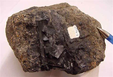 Uraninite – WGNHS – UW–Madison