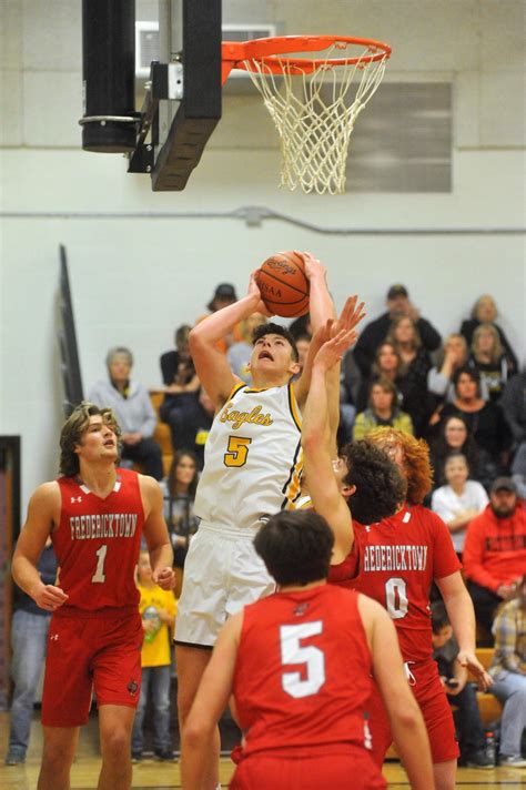 Colonel Crawford tops Fredericktown in nonleague boys basketball postseason primer