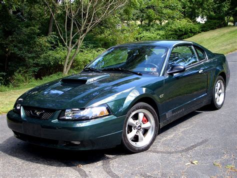 2001 Ford Mustang - Information and photos - MOMENTcar