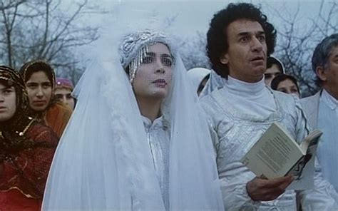 Dariush Mehrjui - Hamoun (1990) | Cinema of the World