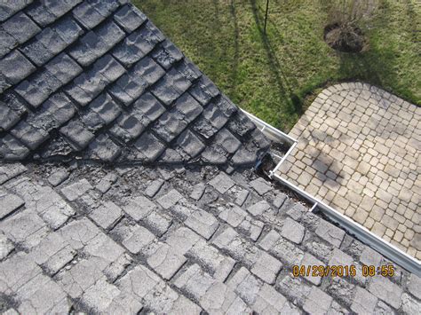 When is it time to get your roof re-shingled? | Buyer Aware Home Inspections Barrie