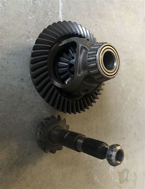 Free Dana 44 Ring and Pinion 3.55 Gears for Sale in Las Vegas, NV - OfferUp