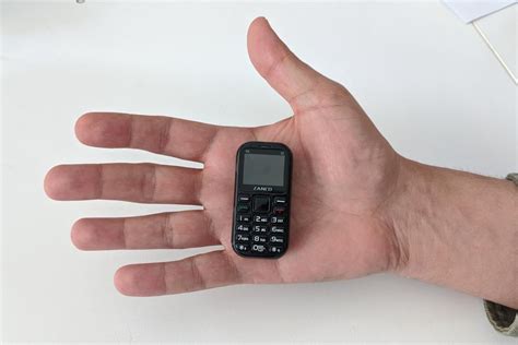 Zanco tiny t2 review: Hands on with the world's smallest 3G phone