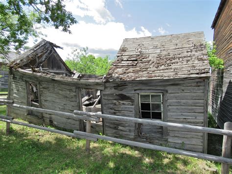 Fort Steele Heritage Town | Ruins of the Queen Cabin Fort St… | Flickr